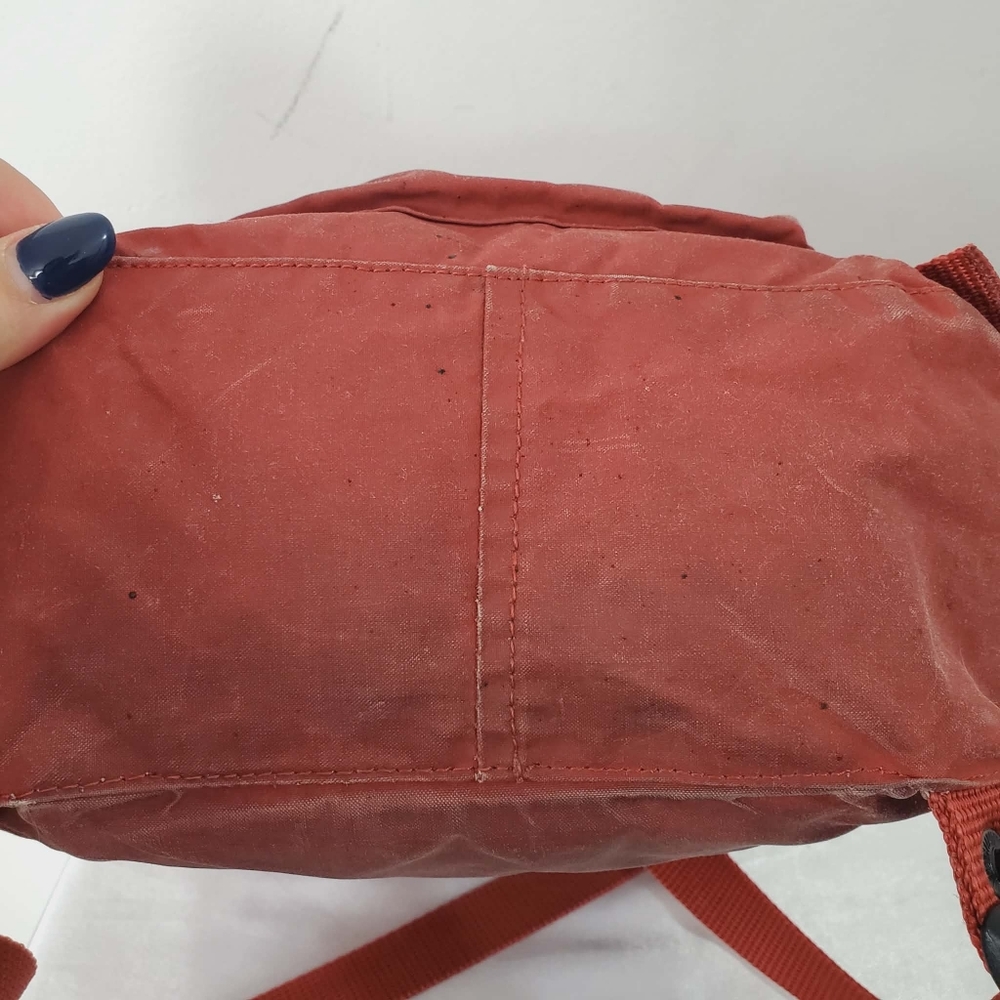 Fjallraven Kanken Mini Backpack - Picture 8 of 14